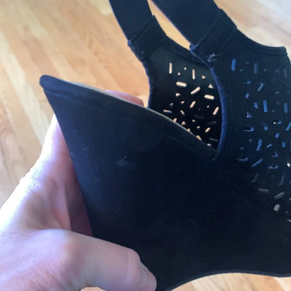 Chinese Laundry platform suede wedges Size 9.5